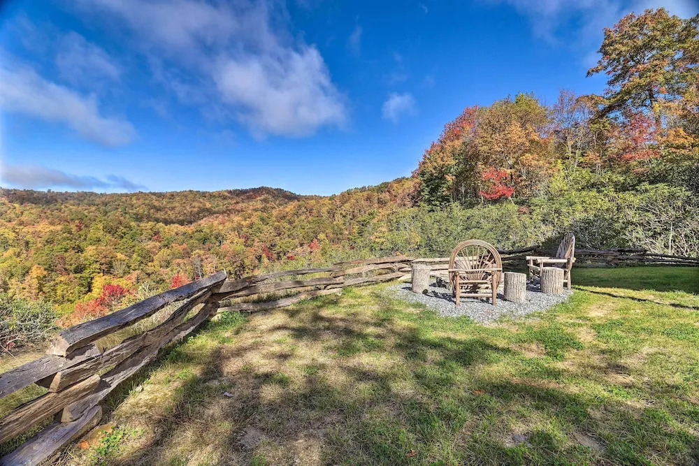 Hilltop Cabin on 5 Acres w/ Hot Tub & Waterfall!