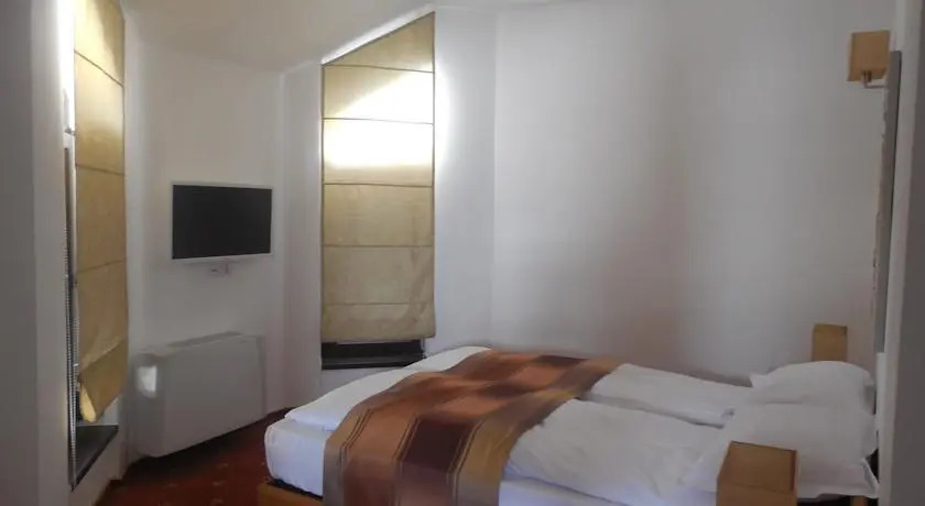Villa 254 B