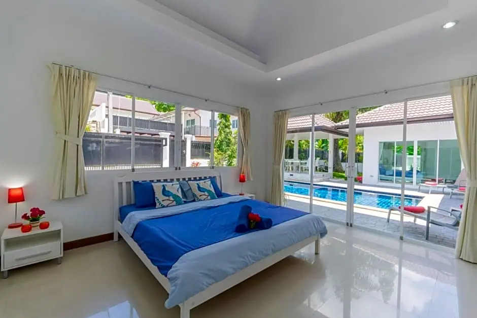 Chalong - 4 Bedroom Private Pool Villa - Phuket