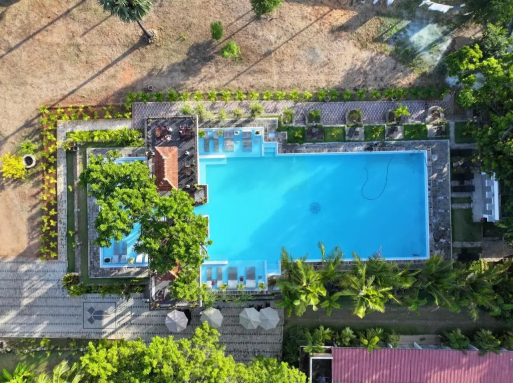 Lucky Beach Resort