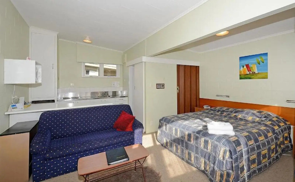 Trentham Motel