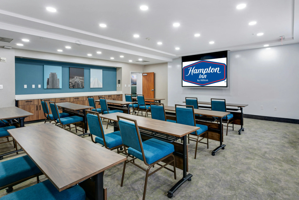 Hampton Inn Houston-Pearland, TX