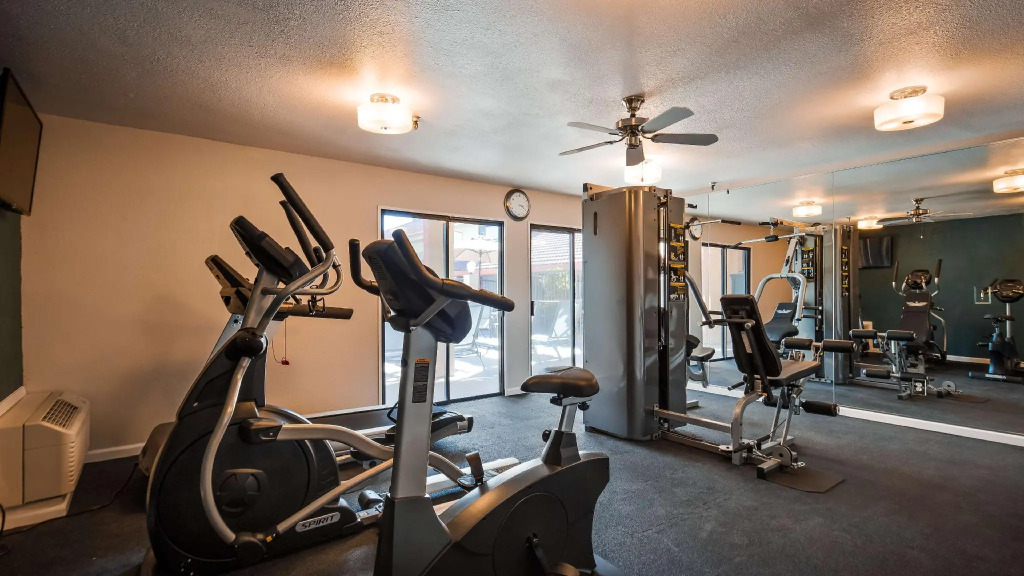 Best Western Plus Executive Inn & Suites