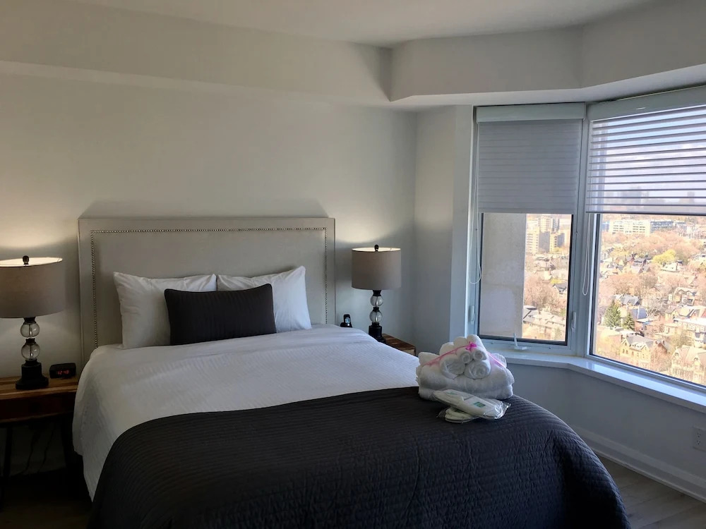 Yorkville Plaza Express Stay