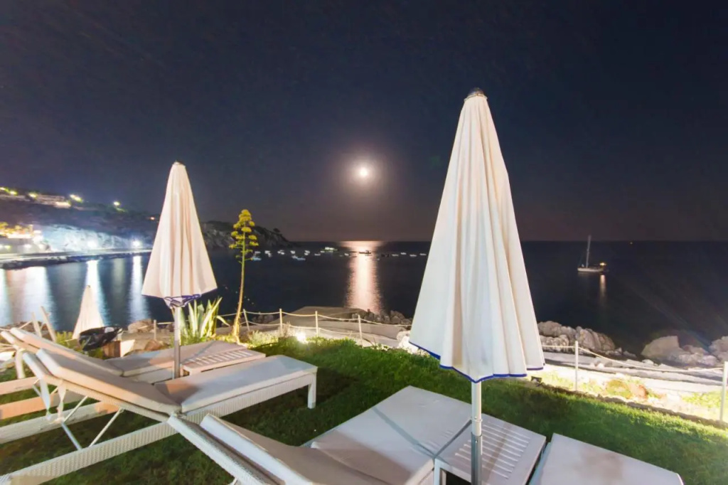 Hotel La Roccia