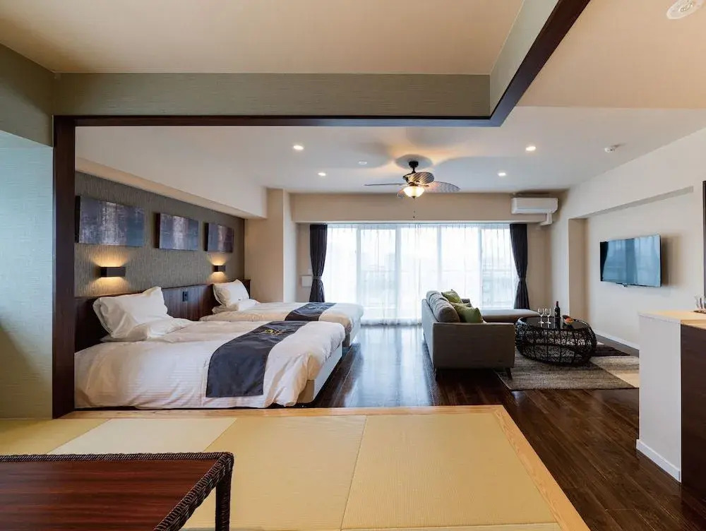 Aqua Palace Chatan by Coldio Premium