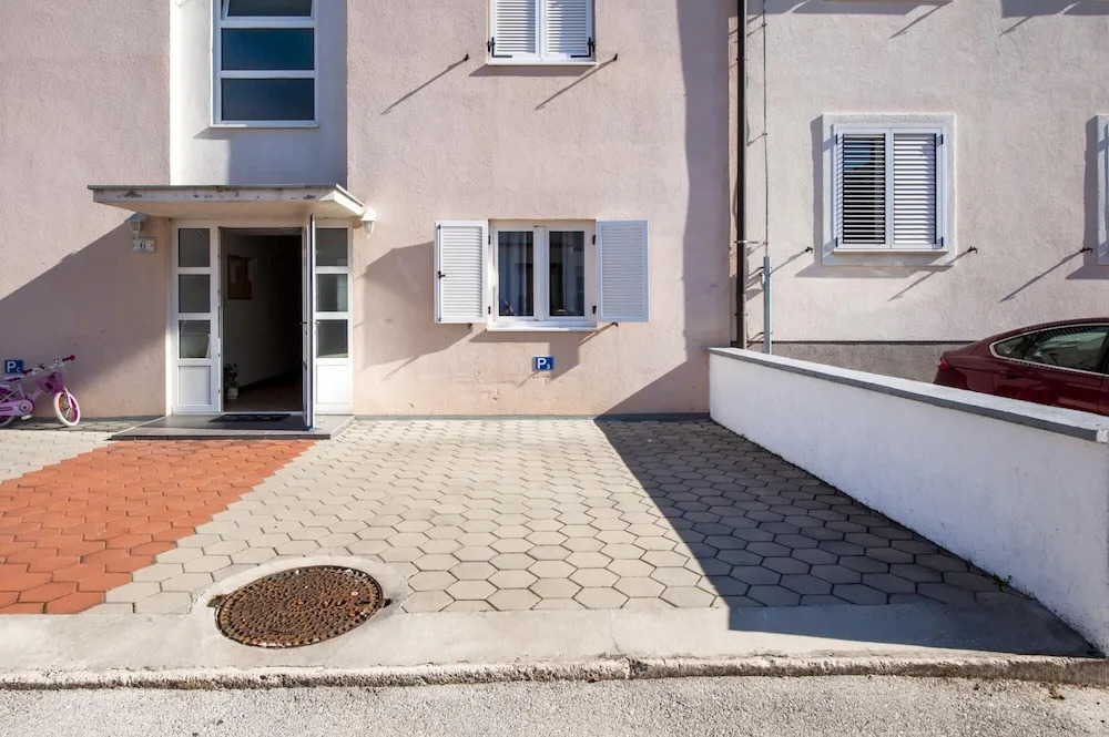 Ita 1 in Rovinj With 1 Bedrooms and 1 Bathrooms