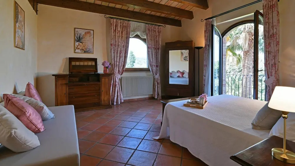 VILLA BIDDIZZA 10, Emma Villas