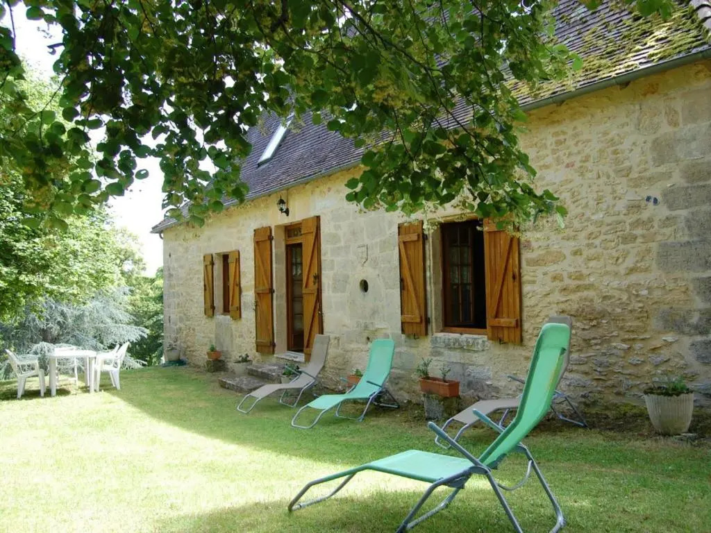 Gîte Auriac-du-Périgord, 4 pièces, 6 personnes - FR-1-616-123
