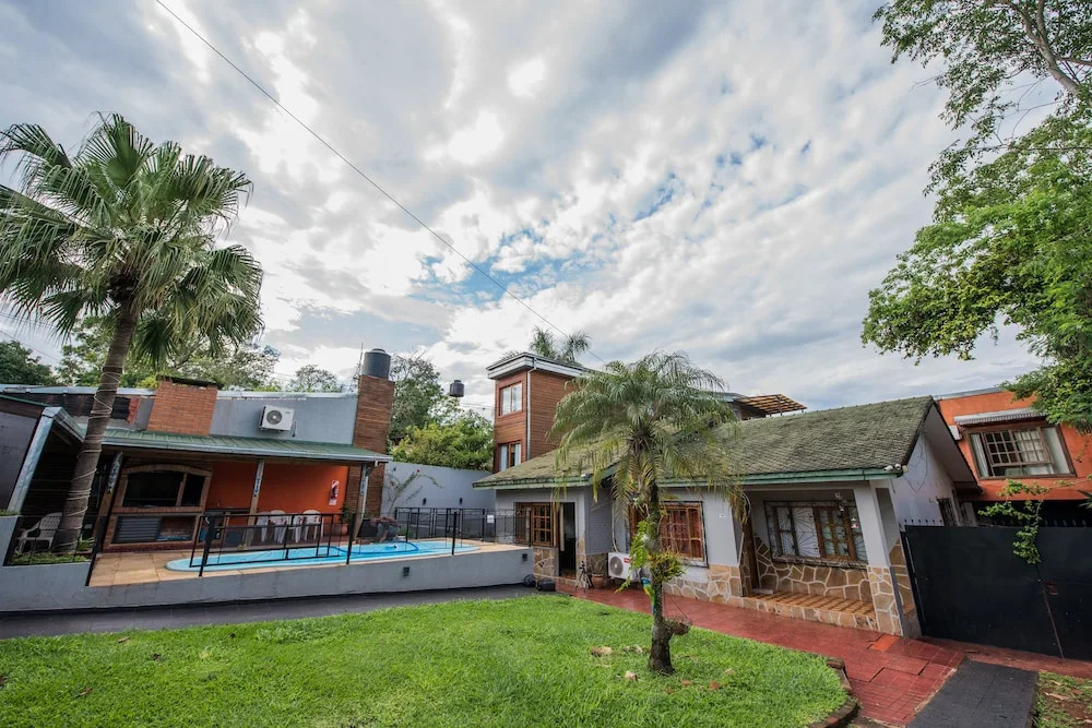 Hotel Los Lapachos