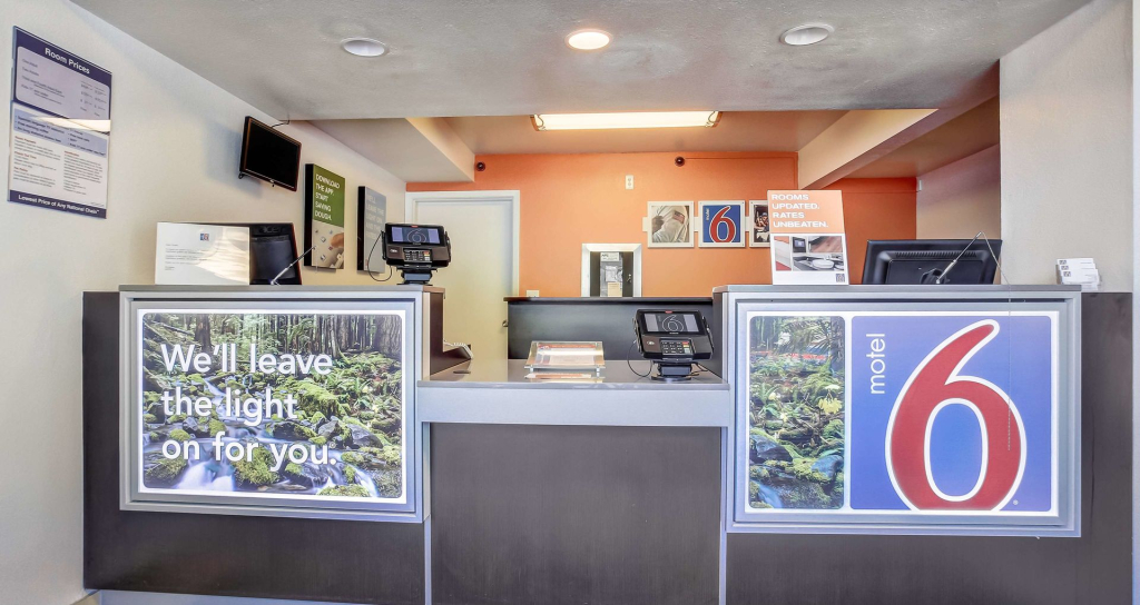 Motel 6-Medford, OR
