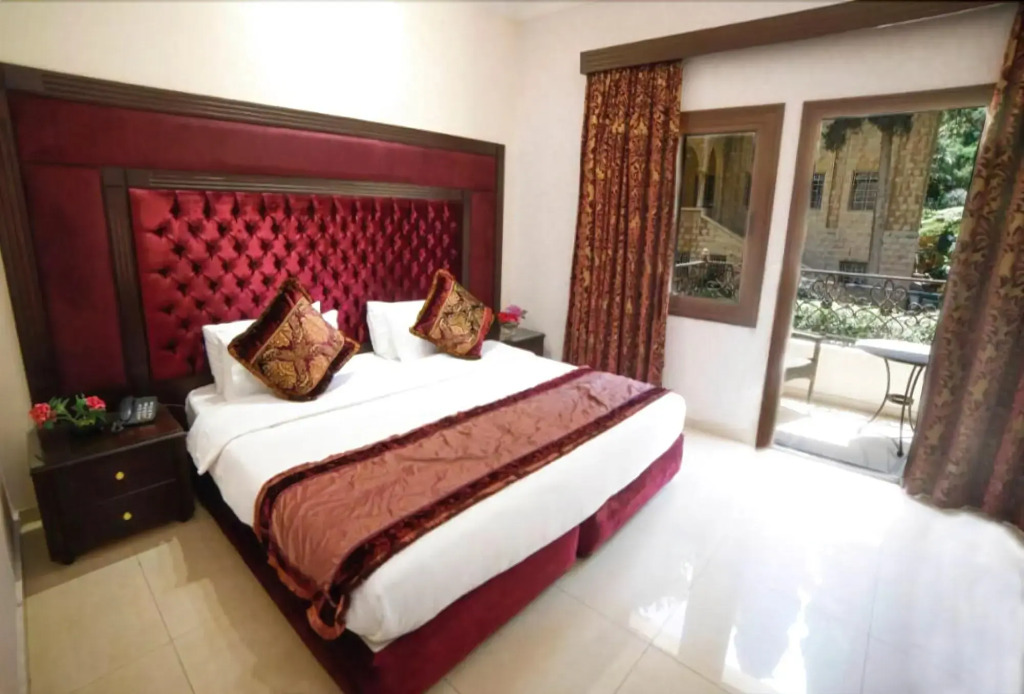 Villa Queens Hotel