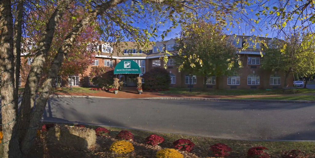 Avon Old Farms Hotel