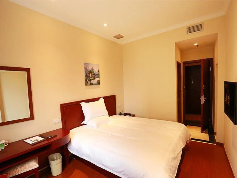 GreenTree Inn