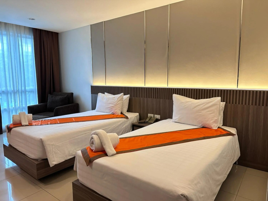 Crystal Suites Suvarnbhumi Airport