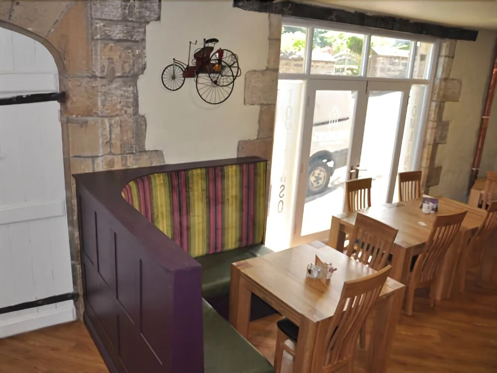 Tomlinson's Cafe & Bunkhouse - Hostel