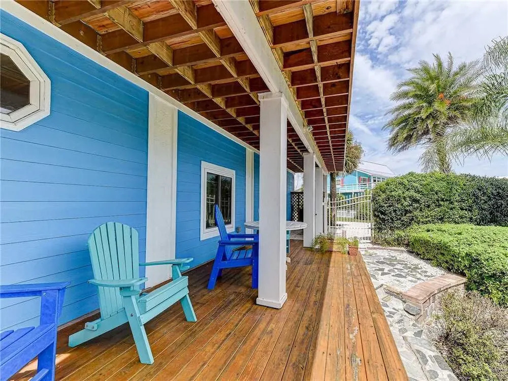 Summer Wind, 4 bedrooms, Private Pool, Next to Beach, Sleeps 8