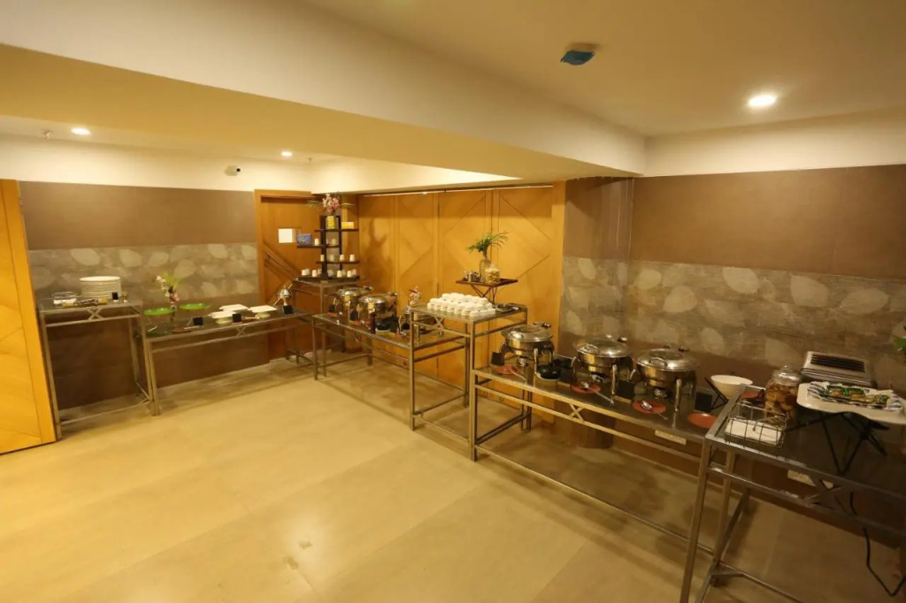Pravasa hotel Indore