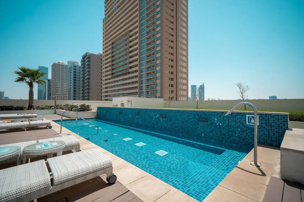Luxury studio with balcony in Dubai