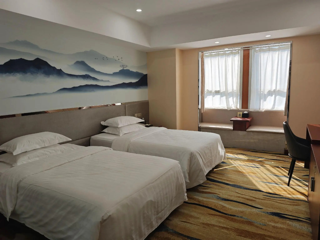 Romantic Hotel