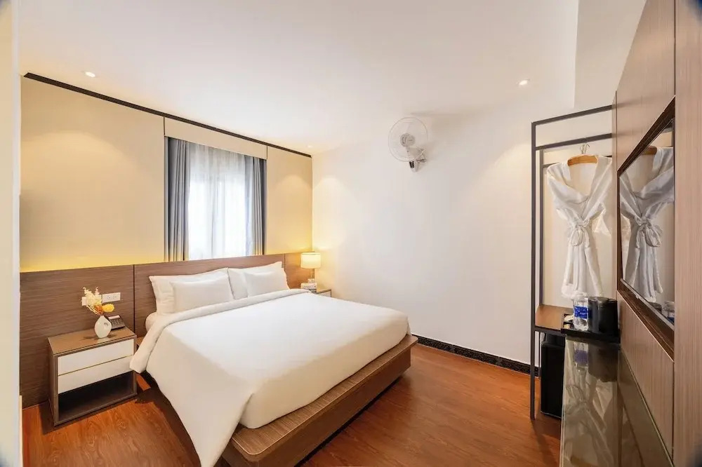 A25 Premium Hotel - 277 Lê Thánh Tôn