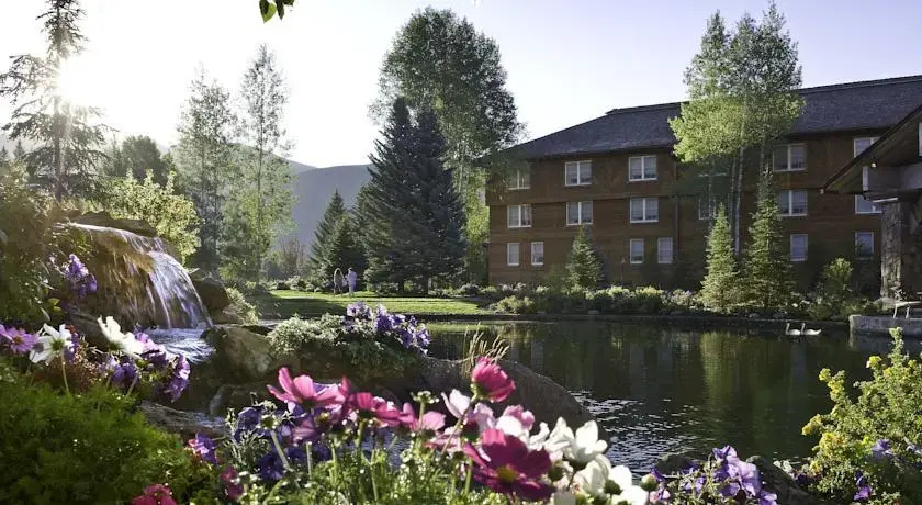 Sun Valley Lodge