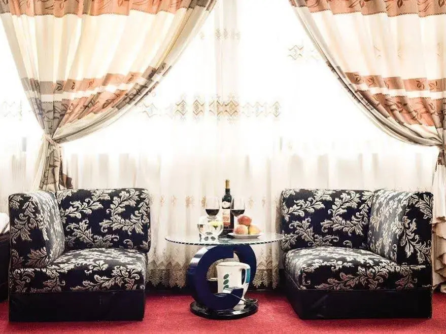 Lakeside Hotel Linh Dam Hanoi