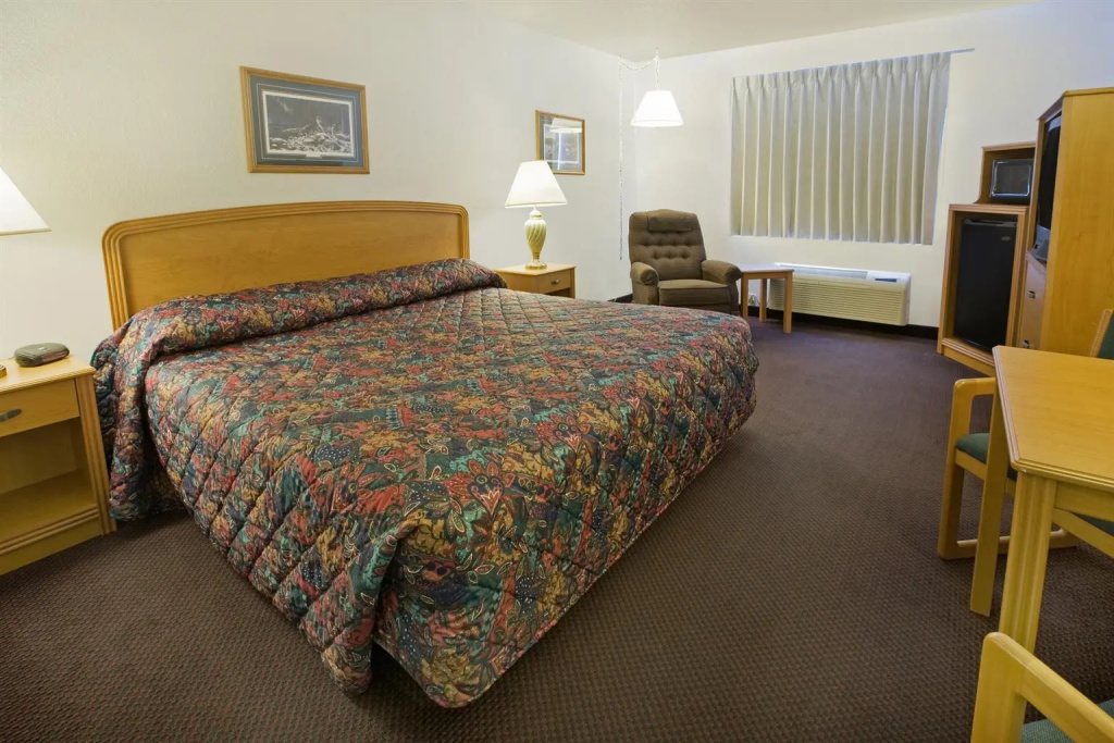 StayInn Grand Forks