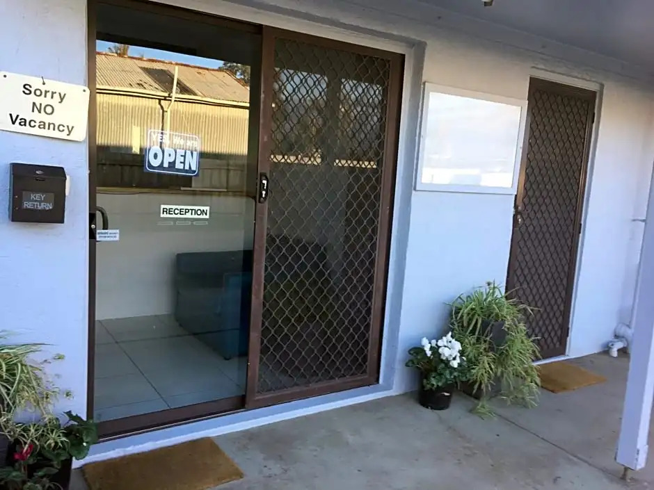 KooWeeRup Motel