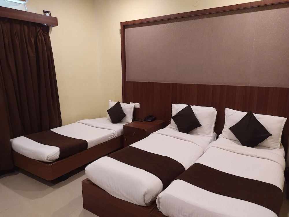 Hotel Parkway Inn