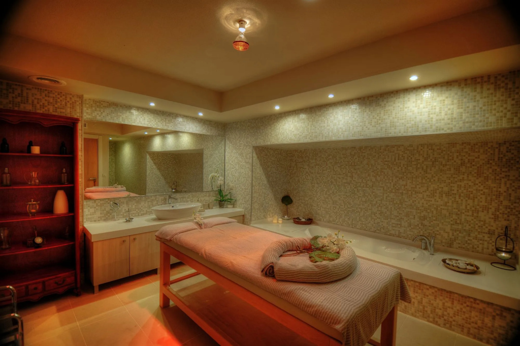 Lvzz Hotel