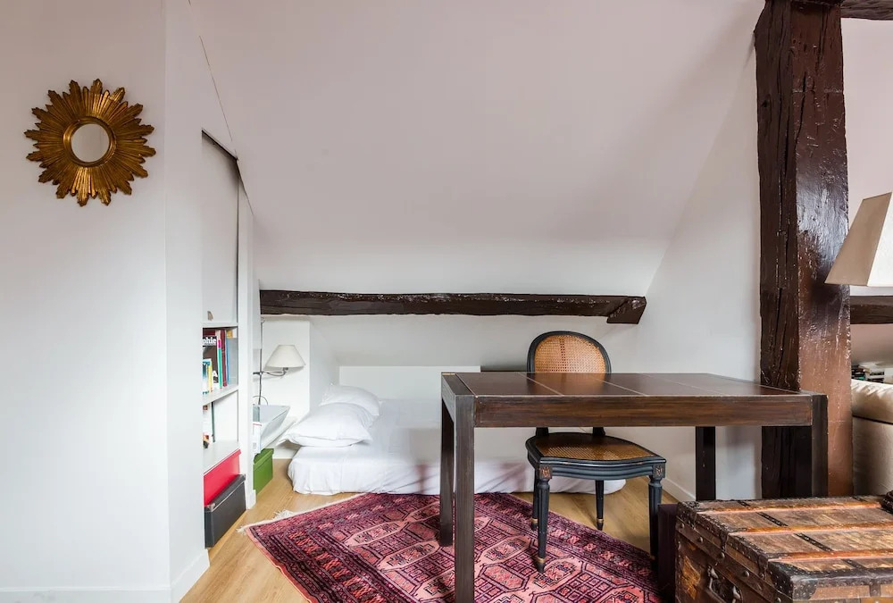 Central Apartment