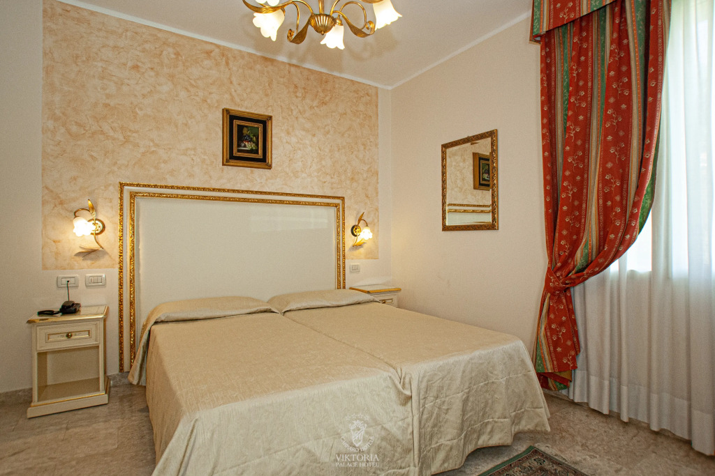 Viktoria Palace Hotel