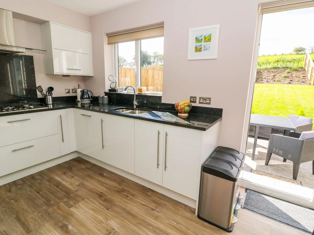 5 Oakfield Park