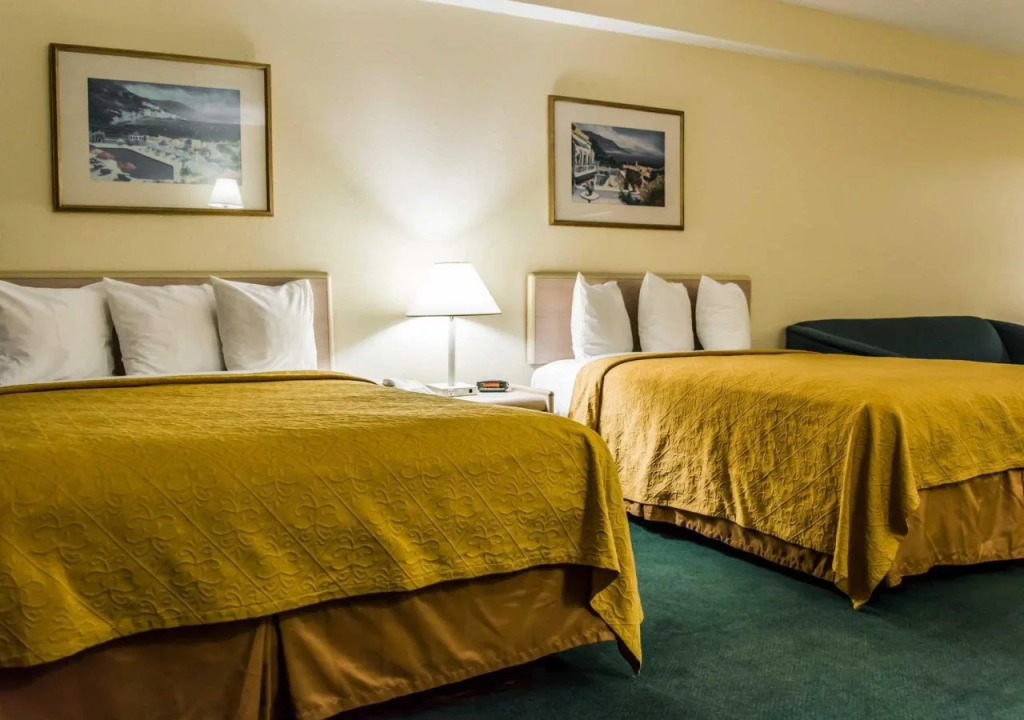 Quality Inn and Suites Golf Resort