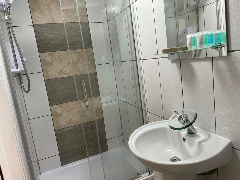 CityStays Rooms with Free Parking