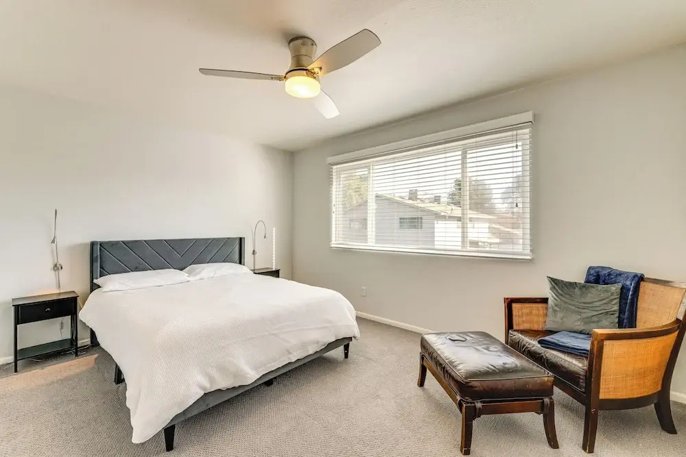 Community Pool: Scottsdale Condo 2 Mi to ASU