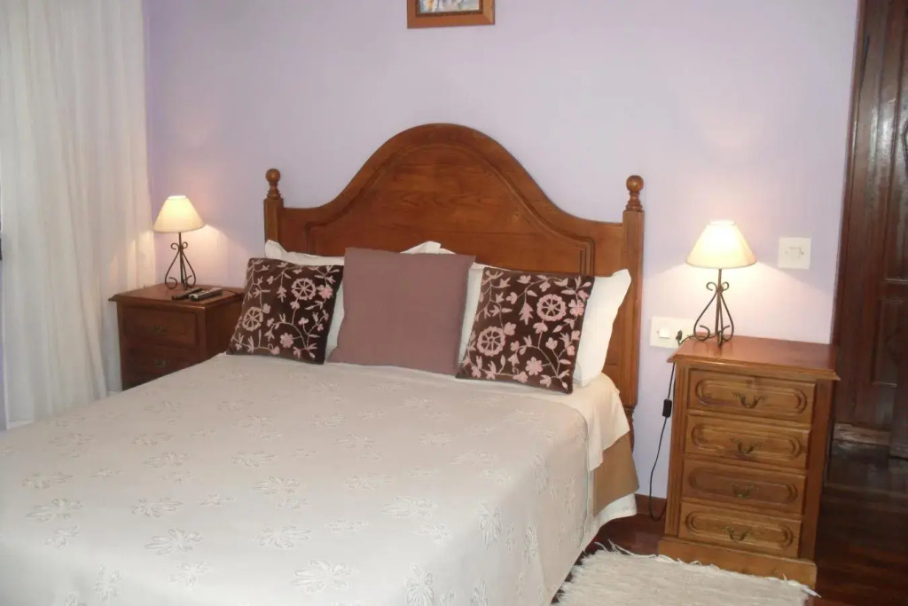 Saxa Hostel B&B