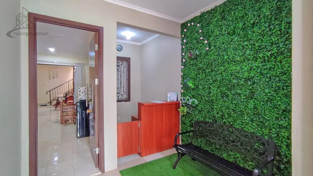 Atmosfer Guest House Sentul