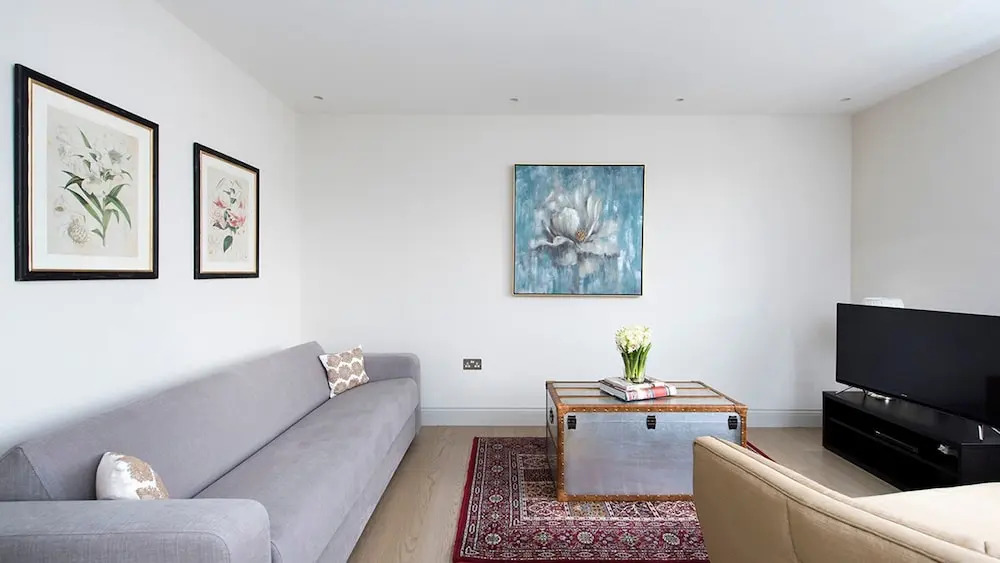 Bright and Modern 1BR flat in West London