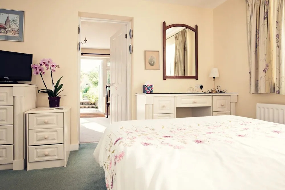 London Road Guest Accommodation