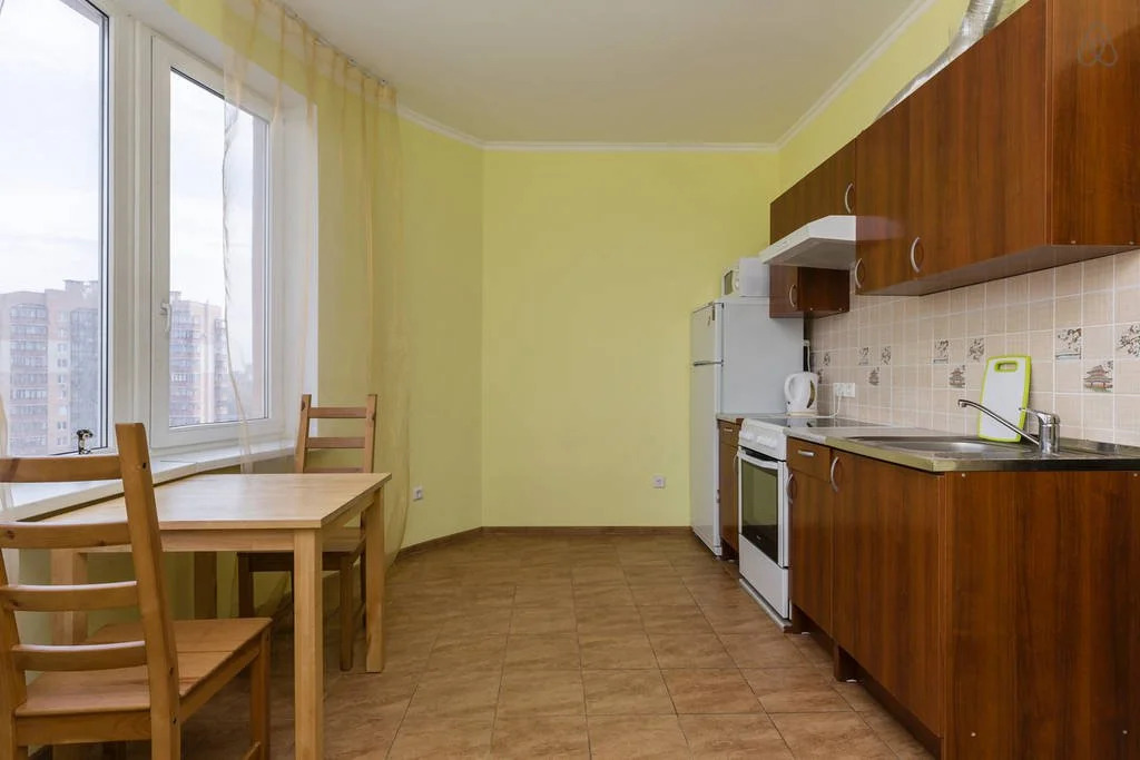 V Kupchino Apartments