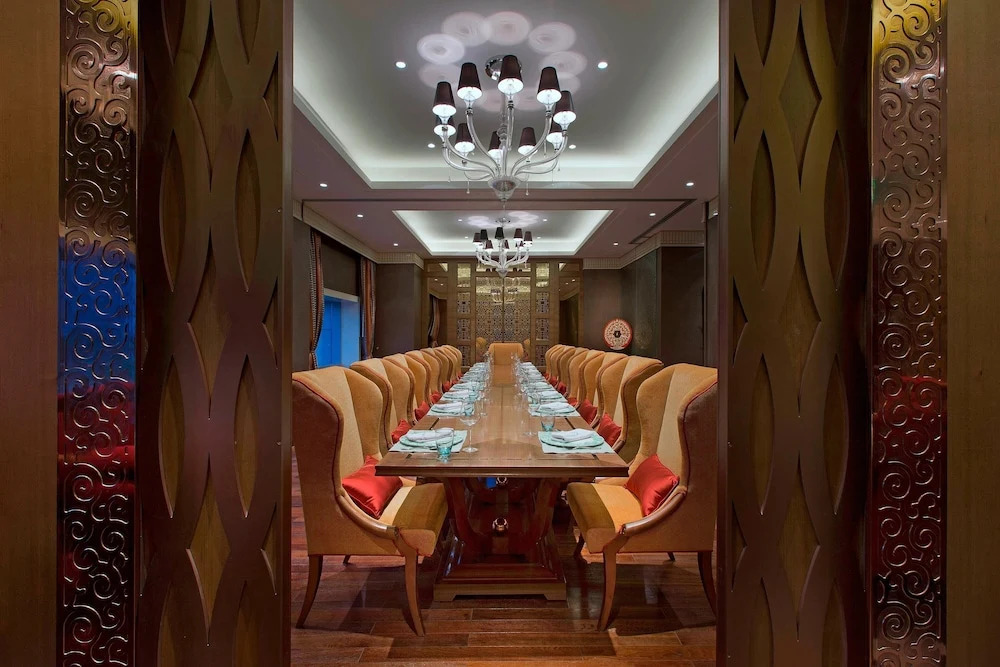 Sheraton Grand Wuhan Hankou Hotel