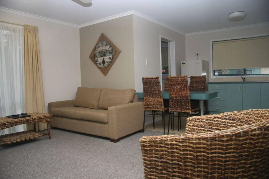 Aqua Villa Holiday Apartments