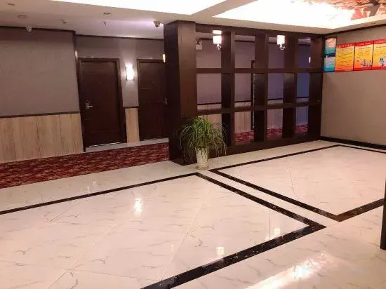 Linhai Phoenix Town Business Hotel