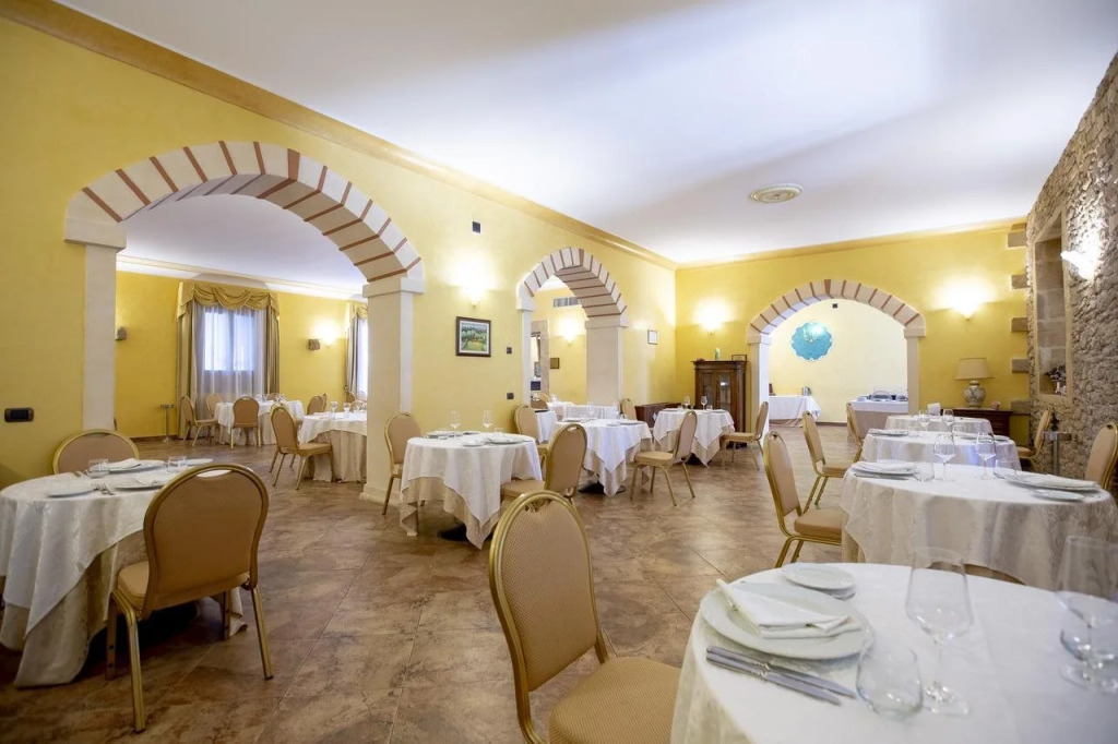 Il Podere Hotel Restaurant