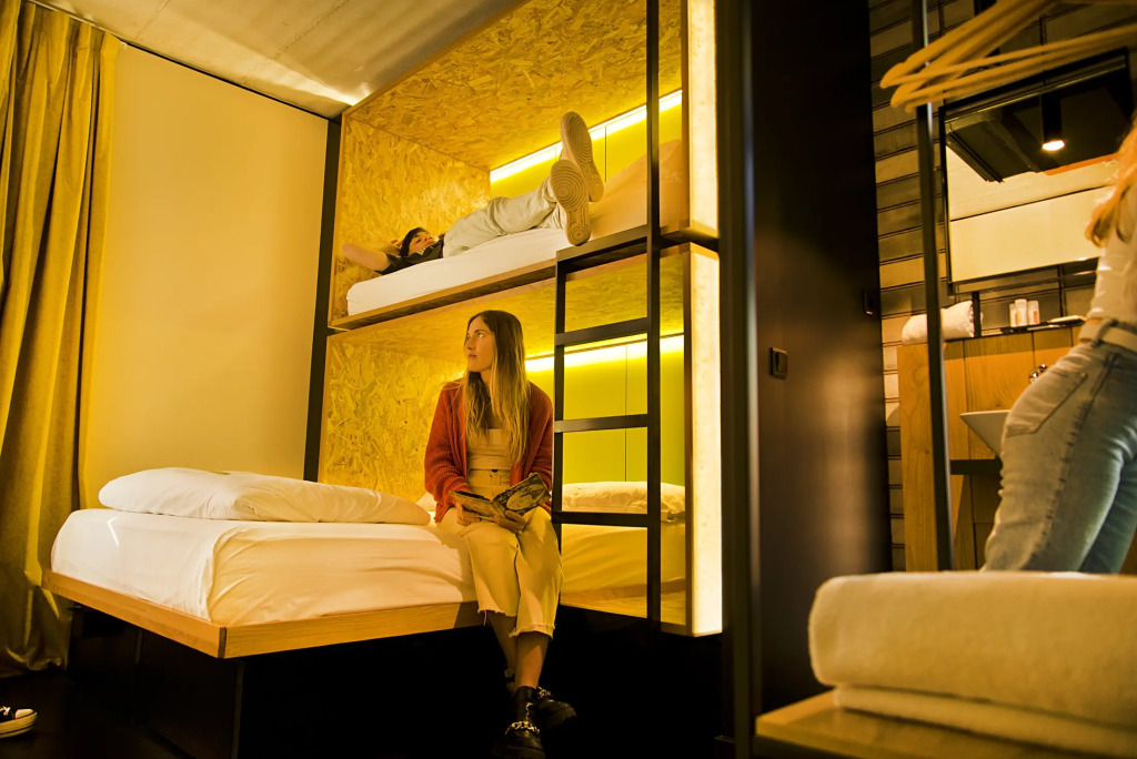 Bastardo Hostel