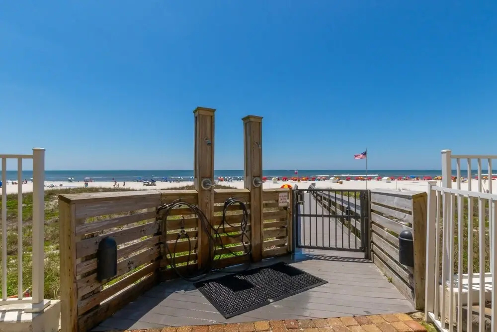 Windward Pointe 1506