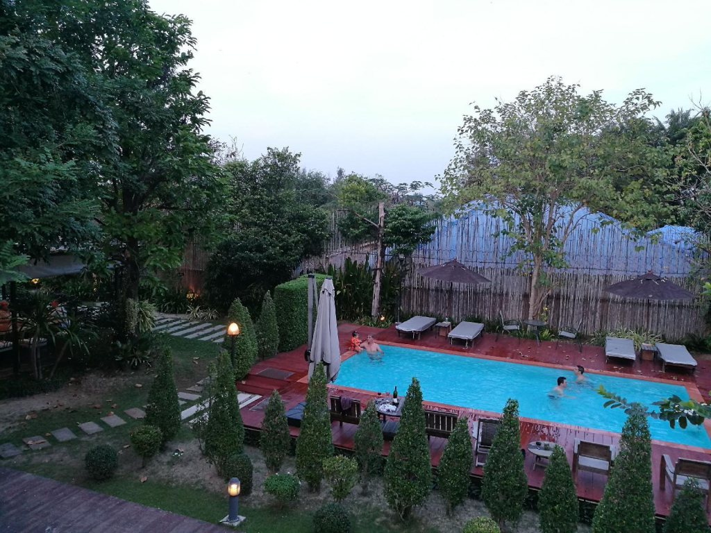 91 Hotel & Restaurant