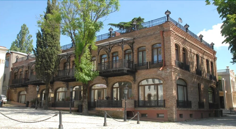 Пиросмани